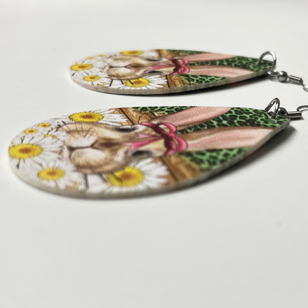 Bunny design, smooth teardrop , PU leather earrings. Colorful, new. 2.25”. NIP - Picture 5 of 5